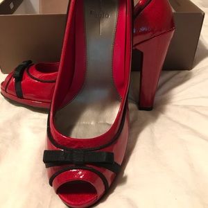 Paolo red patent leather heels EUC. Size 9.5.